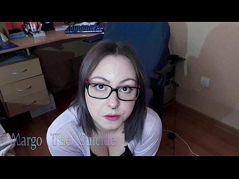 ❤️ Sexy Meedchen mat Brëll suckelt Dildo déif op der Kamera ️ Anal Porno bei eis